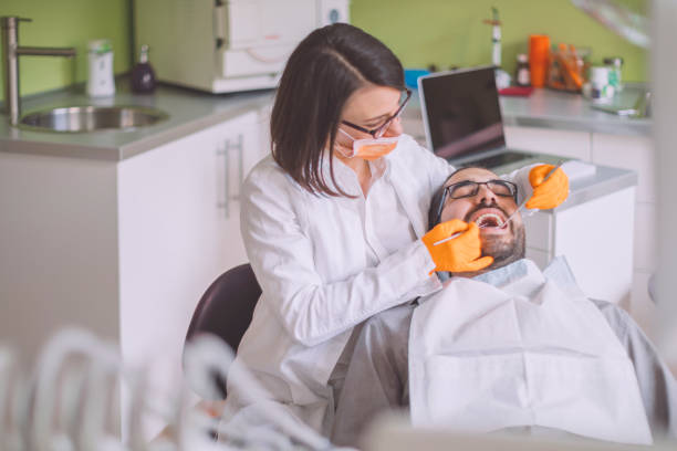 Best Weekend Emergency Dental Services in Hebron, IL